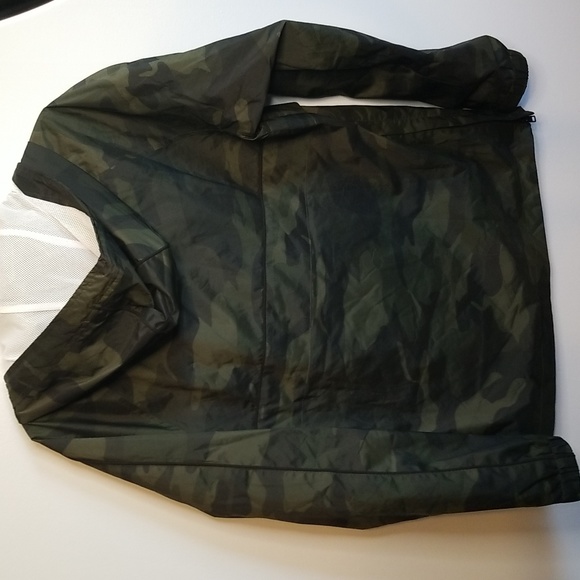 HOLLISTER EPIC FLEX WINDBREAKER HOODIE - Picture 10 of 10